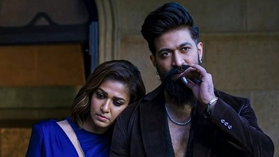టాక్సిక్ కు మైండ్ బ్లోయింగ్ షాక్.. రెండో రోజు 64 శాతం పడిపోయిన కలెక్షన్లు.. యశ్ కు డ్యామేజీ! టాక్సిక్ కు మైండ్ బ్లోయింగ్ షాక్.. రెండో రోజు 64 శాతం పడిపోయిన కలెక్షన్లు.. యశ్ కు డ్యామేజీ!