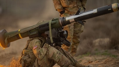 Javelin is designed to be used against a wide array of targets, including armoured vehicles and fortified positions. (lockheedmartin.com/) Javelin is designed to be used against a wide array of targets, including armoured vehicles and fortified positions. (lockheedmartin.com/)