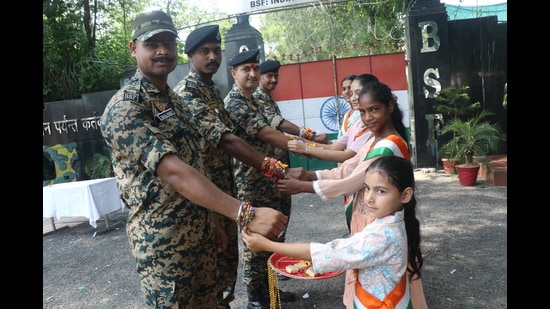 A dedicated career-awareness session provided information on opportunities available to women in the Indian Army, Indian Navy and Indian Air Force. (HT Photo)