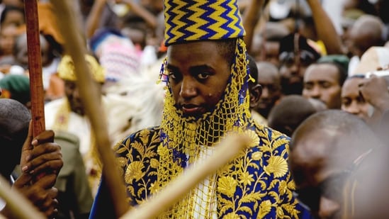 King Oyo Nyimba, of Tooro, Uganda, passed away at 34, having been the youngest monarch since his coronation at three.