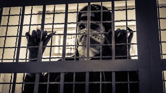 The arrested couple was identified as 25-year-old Mohammad Sahil and his 21-year-old wife Sameera