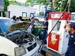 CNG price in Delhi rises to  <span class='webrupee'>₹</span>86.98 per kg from  <span class='webrupee'>₹</span>83.09