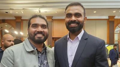 Former India hockey skipper PR Sreejesh (R) with Paul Richu, a PR professional who helps thousands in the Indian sports community connect and grow professionally. (HT Photo)