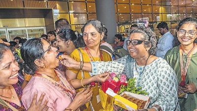 iMumbai, India - August 29, 2026: Relatives welcome 37 pilgrims from Raigad and Mumbai who were stranded in Nepal as they arrive safely at Mumbai airport today after returning from Kathmandu in mumbai, India, on Saturday, August 29, 2026. (Photo by Satish Bate/ Hindustan Times) (Hindustan Times) iMumbai, India - August 29, 2026: Relatives welcome 37 pilgrims from Raigad and Mumbai who were stranded in Nepal as they arrive safely at Mumbai airport today after returning from Kathmandu in mumbai, India, on Saturday, August 29, 2026. (Photo by Satish Bate/ Hindustan Times) (Hindustan Times)