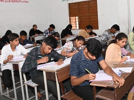 తెలంగాణ టెన్త్ పరీక్షలు 2026 (ఫైల్ ఫొటో)