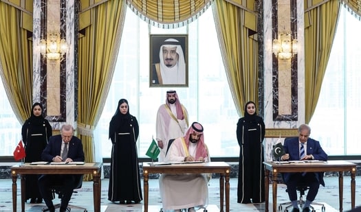 The Mecca pact seeks to combine Türkiye’s military production infrastructure, Saudi Arabia’s financial strength and Pakistan’s nuclear armoury. The agreement states that an armed attack on one would be considered an attack on all. (AFP)