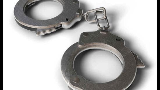 W Delhi: 3 arrested for robbing bizman’s employee of  ₹4.3L