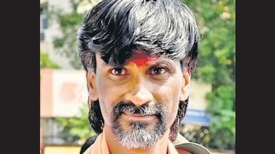 Jarange has been on an indefinite hunger strike since Saturday, demanding that members of the Maratha community in Marathwada be issued Kunbi caste certificates and validity certificates. (HT Photo)