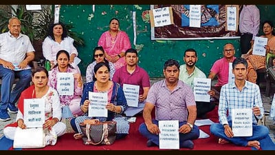 The protesting teachers have been pressing for the immediate appointment of a regular principal and the clearance of long-delayed CAS promotion cases. (HT FILE) The protesting teachers have been pressing for the immediate appointment of a regular principal and the clearance of long-delayed CAS promotion cases. (HT FILE)