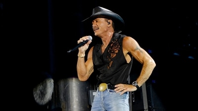 Tim McGraw stumbled while performing I Like It, I Love It on his Pawn Shop Guitar Tour in Cincinnati. (Jason Kempin/Getty Images/AFP) Tim McGraw stumbled while performing I Like It, I Love It on his Pawn Shop Guitar Tour in Cincinnati. (Jason Kempin/Getty Images/AFP)