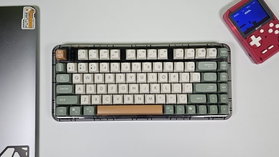 A mechanical keyboard that breaks away from the usual gamer look.