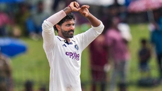 Sunil Gavaskar wants fines for bowling no-balls in Tests after Jadeja's repeated mistakes
