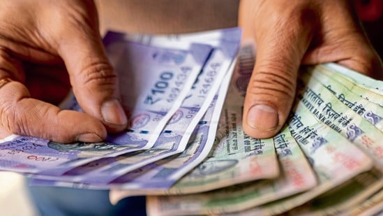 సెప్టెంబర్ 1 నుంచి మీ జేబుపై ప్రభావం చూపే ఆర్థిక మార్పులు..