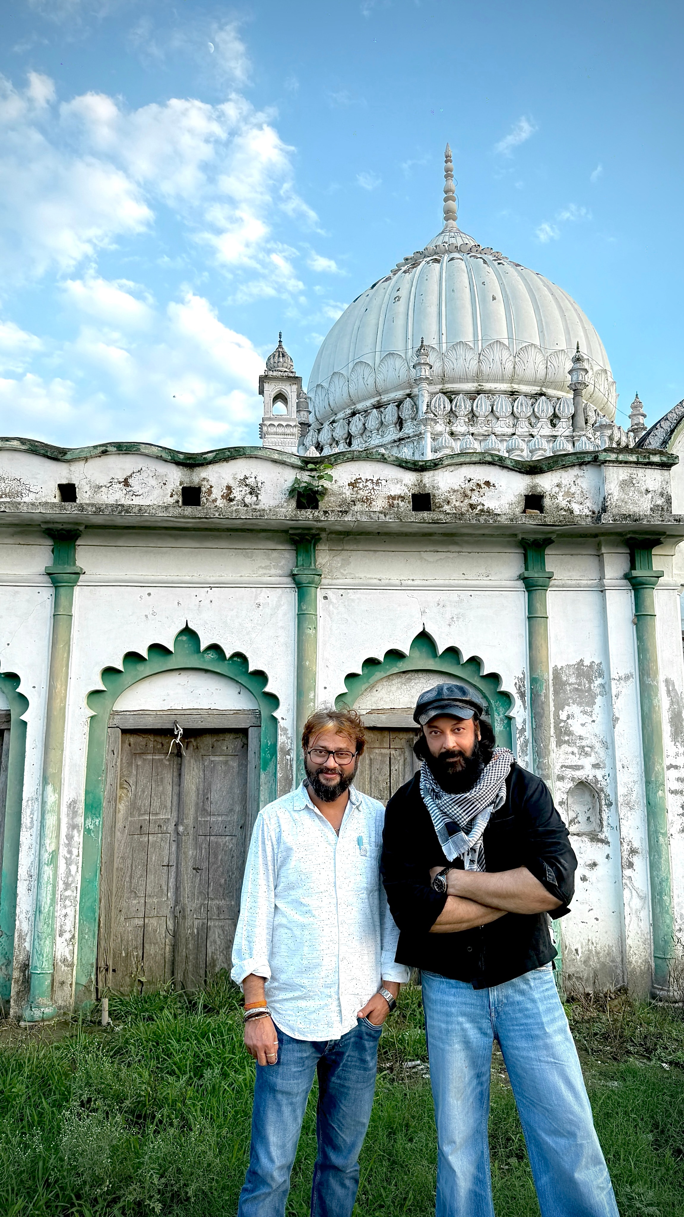 Arvind with actor Santosh Shukla during shoot of Teetar in Lucknow Arvind with actor Santosh Shukla during shoot of Teetar in Lucknow