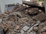 Residents said several ageing buildings in the colony appear structurally unsafe and called for a comprehensive survey by authorities. (HT)