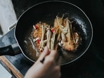 Read more to find out the best techniques to fry food!