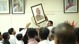 FIR against Amit Thackeray over removal of PM Modi’s photo in Pune college FIR against Amit Thackeray over removal of PM Modi’s photo in Pune college