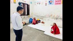 Ganga nears warning level in Varanasi, 150 people moved to safety Ganga nears warning level in Varanasi, 150 people moved to safety