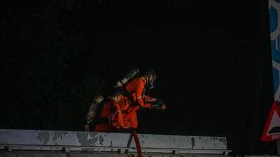 28 tonnes of benzene leak near Chembur Monorail station triggers traffic disruption 28 tonnes of benzene leak near Chembur Monorail station triggers traffic disruption