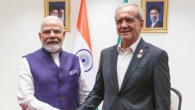 ইরান প্রেসিডেন্টের সঙ্গে বৈঠকে PM মোদী (DPR PMO ) ইরান প্রেসিডেন্টের সঙ্গে বৈঠকে PM মোদী (DPR PMO )