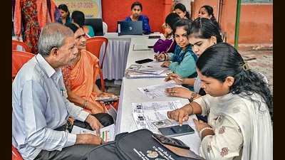 According to officials, 17.83 lakh voters could not be traced during the revision, while 5.91 lakh were found to have shifted. (HT)