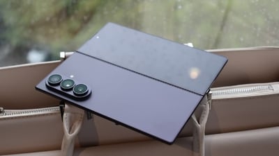 Samsung Galaxy Z Fold8 Ultra review (HT Tech)