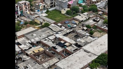 Spot checks found units operating without effluent treatment plants, discharging coloured wastewater into drains and sewer lines. (HT ) Spot checks found units operating without effluent treatment plants, discharging coloured wastewater into drains and sewer lines. (HT )