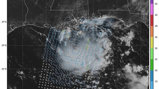 Invest 97L shows a 70% chance of becoming a tropical depression, with potential impacts on Louisiana and Texas (X@HuracanInfoCo)