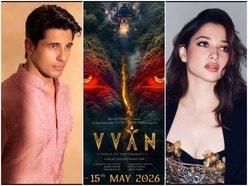 দ্য ভান ছবিতে সিদ্ধার্থ মলহোত্রা ও তামান্না ভাটিয়া। 