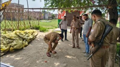 Officials from the Tronica City police station said the victim had come to the property dealing office of his two brothers-in-law. (Sakib Ali/HT Photo) Officials from the Tronica City police station said the victim had come to the property dealing office of his two brothers-in-law. (Sakib Ali/HT Photo)
