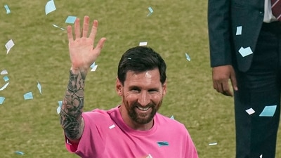 Lionel Messi retires Lionel Messi retires