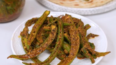 Kunal Kapur's green chilli achar recipe can be prepared in minutes. (@KunalKapur/YouTube) Kunal Kapur's green chilli achar recipe can be prepared in minutes. (@KunalKapur/YouTube)
