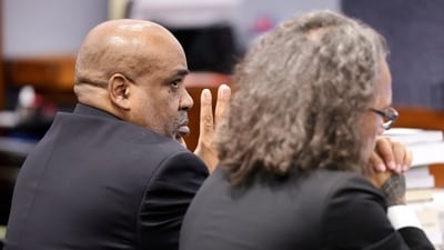 Duane Davis, left, and his attorney Michael Sanft listen to rebuttal closing arguments in the Duane Davis murder trial, related to the 1996 killing of rapper Tupac Shakur, in Clark County District Court at the Regional Justice Center in Las Vegas, Monday, Aug. 31, 2026. (Steve Marcus/Pool Photo via AP) (Steve Marcus/Pool Reuters via AP) Duane Davis, left, and his attorney Michael Sanft listen to rebuttal closing arguments in the Duane Davis murder trial, related to the 1996 killing of rapper Tupac Shakur, in Clark County District Court at the Regional Justice Center in Las Vegas, Monday, Aug. 31, 2026. (Steve Marcus/Pool Photo via AP) (Steve Marcus/Pool Reuters via AP)