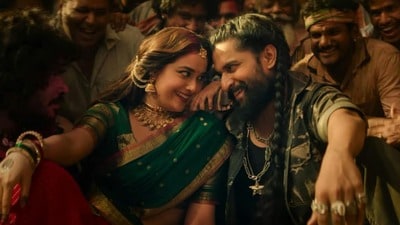 నాని ఏష నాగుల పాటకు తెగ వైబ్ అవుతున్నారు! మరి ఆ సాంగ్ లిరిక్స్‌కున్న అర్థమేంటో తెలుసా?