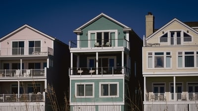 US mortgage rates near 6.7% are keeping homeowners locked into cheap 3% loans, hurting home sales and delaying the US housing market recovery. (Pexel/Representative image) (Pexel) US mortgage rates near 6.7% are keeping homeowners locked into cheap 3% loans, hurting home sales and delaying the US housing market recovery. (Pexel/Representative image) (Pexel)