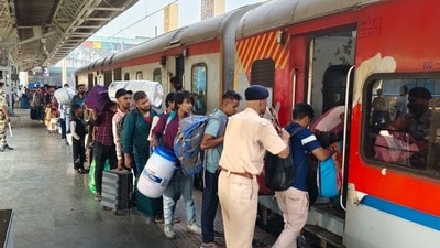 చర్లపల్లి - తిరుచానూరు మధ్య ప్రత్యేక రైళ్లు! చర్లపల్లి - తిరుచానూరు మధ్య ప్రత్యేక రైళ్లు!