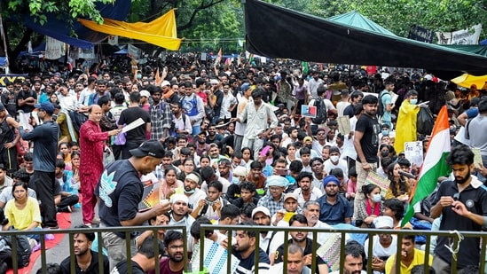 SC quashes all FIRs across the country against NEET paper leak protests