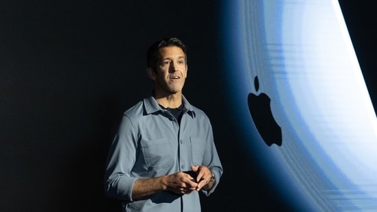 Apple CEO John Ternus faces rising memory costs as AI demand squeezes supply, putting pressure on Apple margins, iPhone prices and profits.