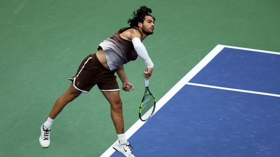 Carlos Alcaraz made a flying start to his US Open title defence on Monday. (Getty Images via AFP)