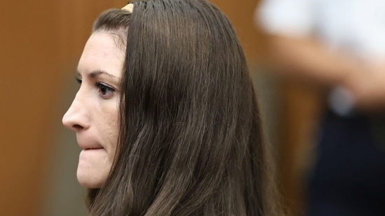 Lindsay Clancy reacts to the jury saying they cannot reach a verdict, during her murder trial in Plymouth, Massachusetts, U.S., September 1, 2026. Greg Derr/Pool via REUTERS