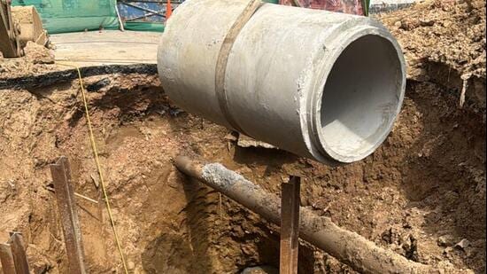 NHAI plans to fill, compact and rebuild the damaged road after ensuring there is no risk of leakage beneath the surface. (HT)