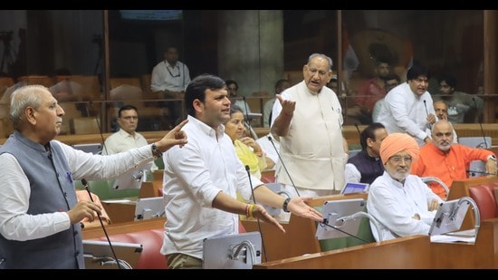 The House also passed the Haryana Right to Business Bill to provide for self-certification, exemptions, expedited approvals, inspections through an enabling mechanism for facilitating the establishment and operation of eligible enterprises in the state. (Keshav Singh/HT)