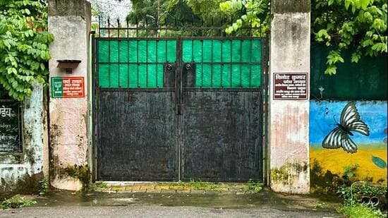 The bungalow occupies a prominent part of the Jagdishwar Hospital premises, where the corporation’s zonal office is also located. (Sourced)
