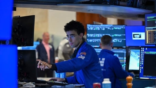 10-year Treasury yield hits its highest level since January 2025 as Iran tensions push oil prices higher and fuel inflation fears.
