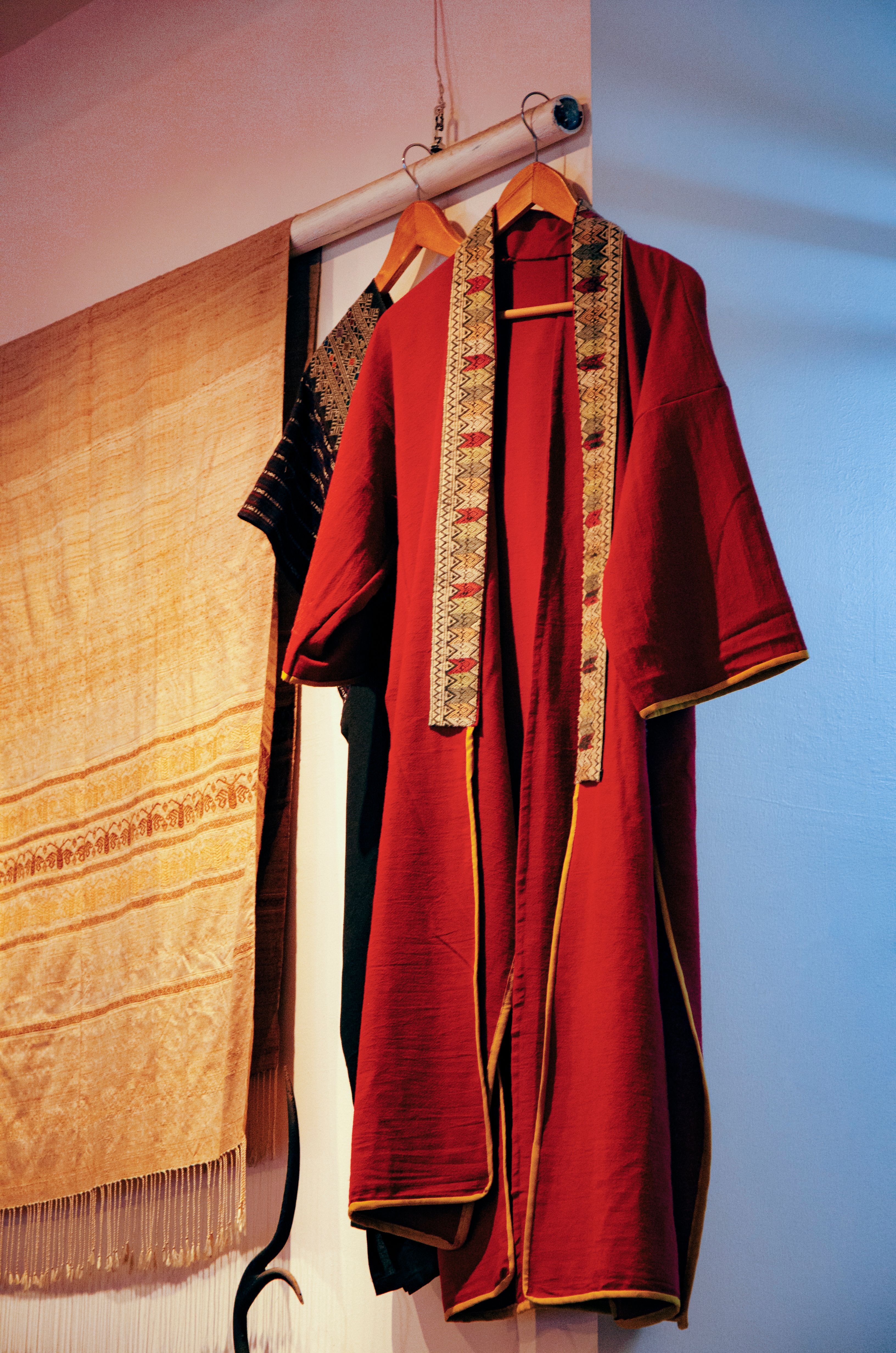 One of the simplest ways to refresh a wardrobe is to change the combination rather than the garment itself. (Pexel) One of the simplest ways to refresh a wardrobe is to change the combination rather than the garment itself. (Pexel)