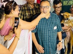 'কেক খাইয়েছি বলে…’,TMC বিধায়ক কুণাল ঘোষের সাথে জন্মদিন পালন,পালটা জবাব শ্রীলেখার