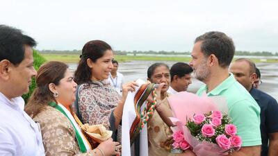 **EDS: THIRD PARTY IMAGE** In this image received on Sept. 2, 2026, Lok Sabha LoP Rahul Gandhi being welcomed on his arrival, at Nashik Airport, Maharashtra. (AICC via PTI Photo) (PTI09_02_2026_000036B) (AICC) **EDS: THIRD PARTY IMAGE** In this image received on Sept. 2, 2026, Lok Sabha LoP Rahul Gandhi being welcomed on his arrival, at Nashik Airport, Maharashtra. (AICC via PTI Photo) (PTI09_02_2026_000036B) (AICC)