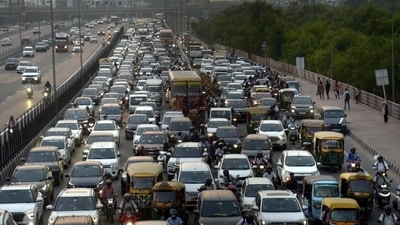 In the traffic advisory issued for Wednesday, the Delhi traffic police advised the commuters to plan their journey in advance and urged them to use public transport. (HT/Representative)