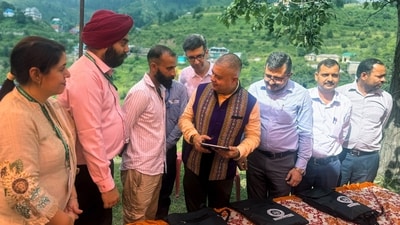 Chief Principal Census Officer of Ladakh and Jammu Kashmir Amit Sharma interacts during the Inauguration of Census 2027 Phase-II population enumeration begins across snowbound areas. (ANI) Chief Principal Census Officer of Ladakh and Jammu Kashmir Amit Sharma interacts during the Inauguration of Census 2027 Phase-II population enumeration begins across snowbound areas. (ANI)