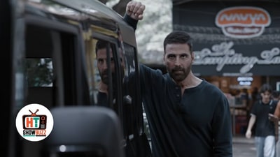 Akshay Kumar plays the antagonist in Priyadarshan's Haiwaan. Akshay Kumar plays the antagonist in Priyadarshan's Haiwaan.